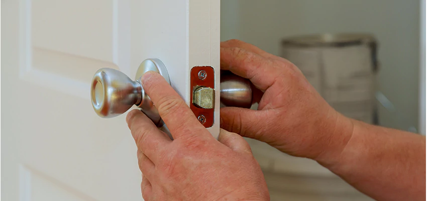 AAA Locksmiths For lock Replacement in Woodbridge Township, New Jersey