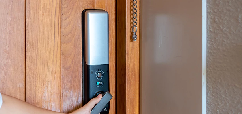 Home Security Electronic Locks Upgrades in Woodbridge Township, NJ